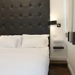 Πανσιόν Pley Boutique 4*