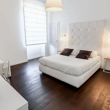 Pley Boutique Affittacamere 4*