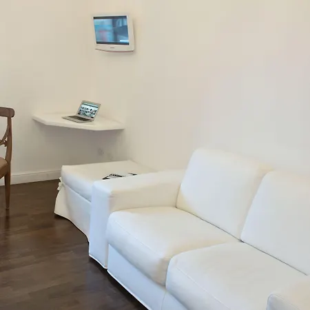 招待所 Pley Boutique 4*